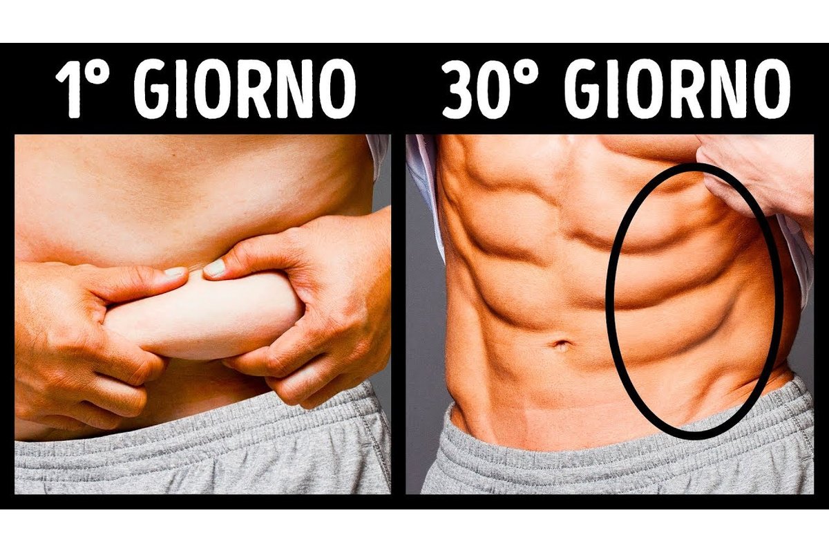 Una banana matura su un tavolo di legno.